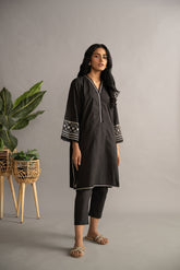 DC-0425 Black Embroidered Kurta